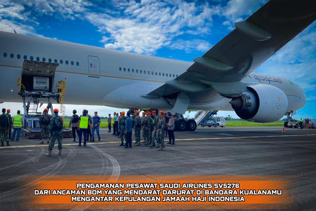 ANCAMAN BOM DI PESAWAT YANG MENGANTAR KEPULANGAN JAMAAH HAJI INDONESIA